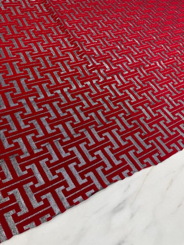 Desenli Kabartma Flok Elbiselik Abiyelik Şifon Kumaş