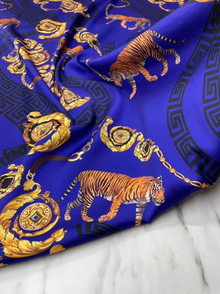 Mavi Kaplan Desen Elbiselik Gömleklik Tivil Saten Kumaş