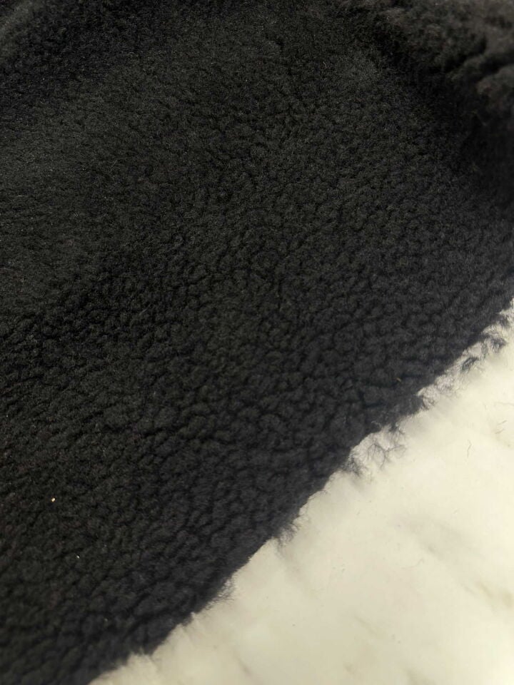 Siyah Kuzu Tüy Pelüş Çok amaçlı Kullanabilirsiniz