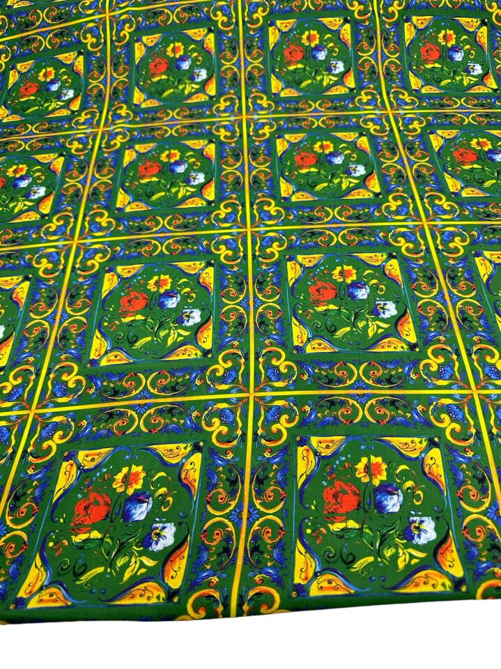 Yeşil Özbek Desen Elbiselik Gömleklik Krep Kumaş