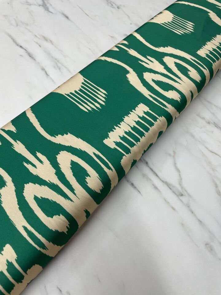 Yeşil İkat Desen Elbiselik Gömleklik Tivil Saten Kumaş