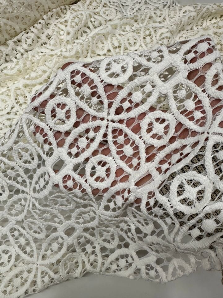 Beyaz renk kabartma Koton Dantel Elbise Etek