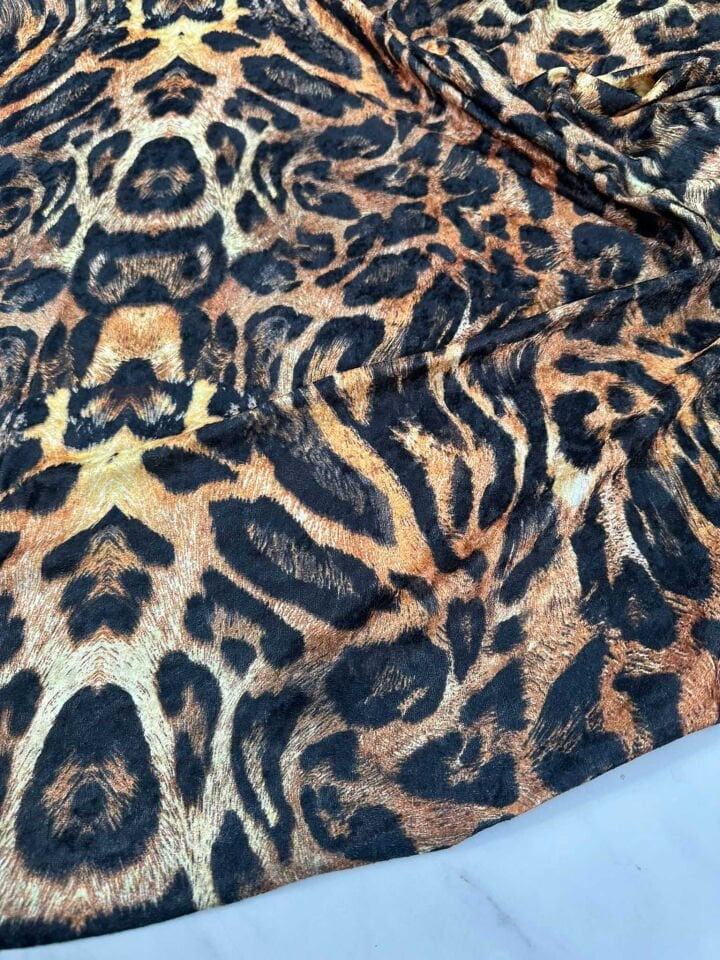 Leopar Kadife