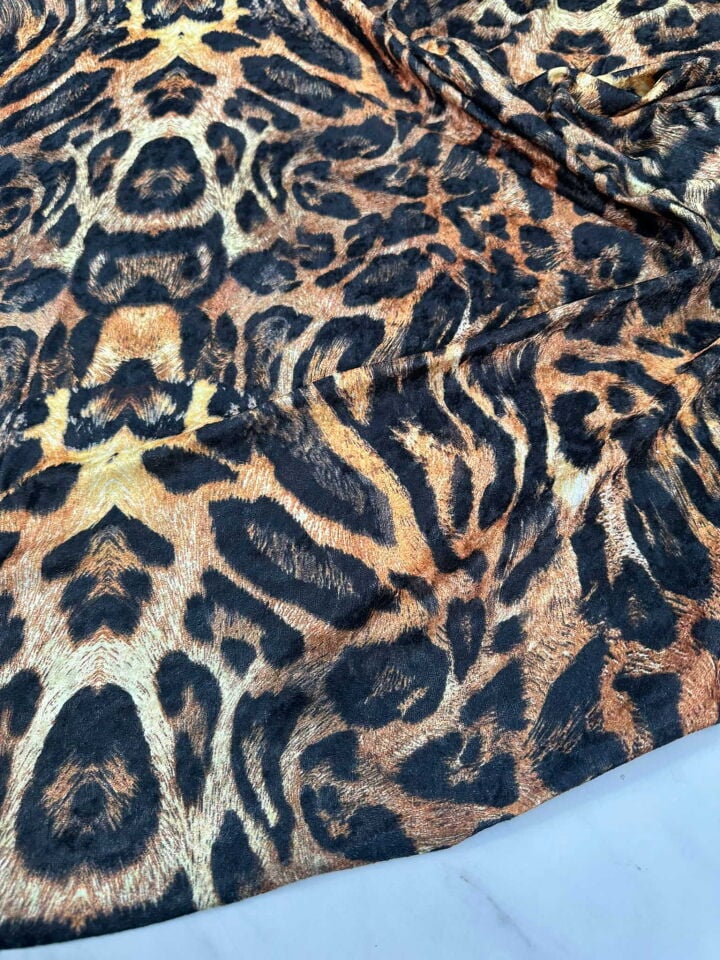 Leopar Kadife