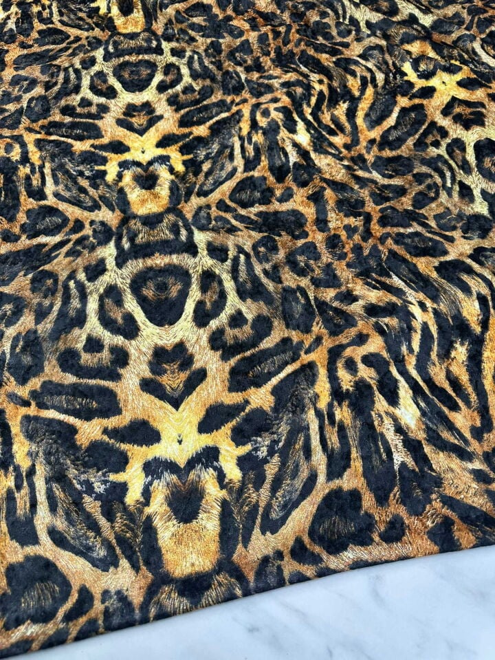 Leopar Kadife