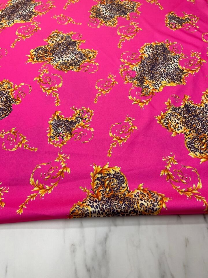Leopar Detaylı Fuşya Desen Elbiselik Gömleklik Tivil Saten Kumaş