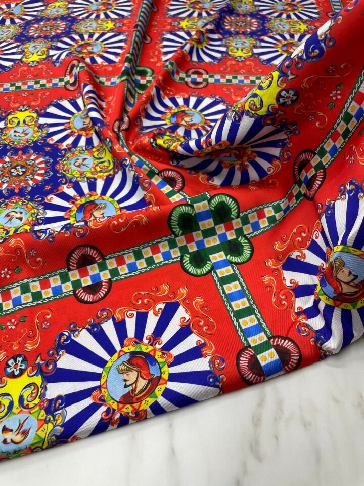 Osmalı Desen Elbiselik Gömleklik Tivil Saten Kumaş