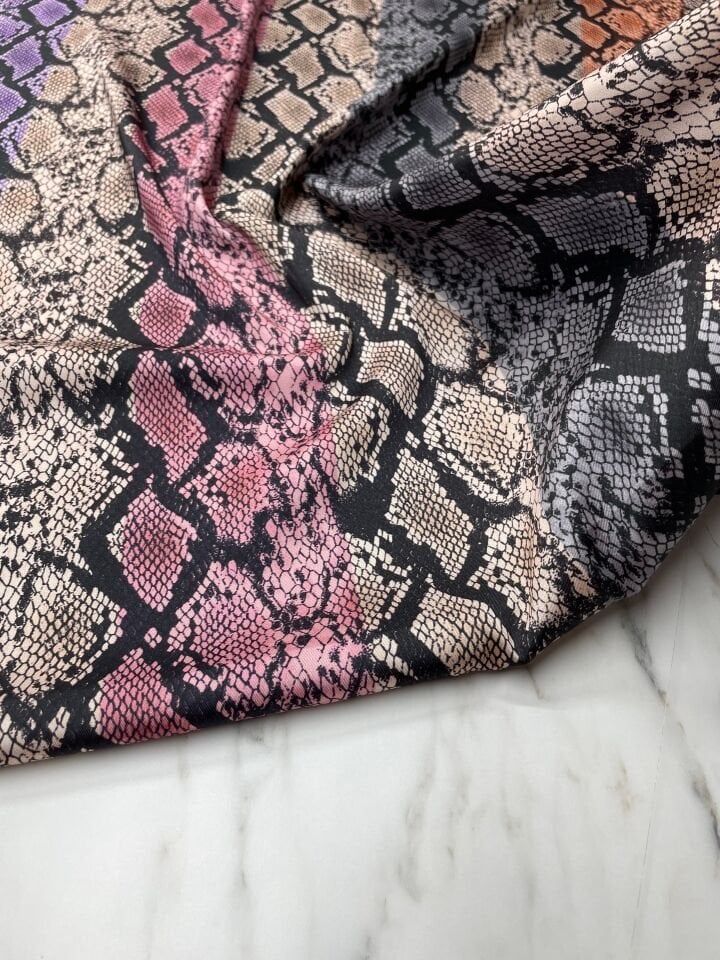 Piton Desen Elbiselik Gömleklik Tivil Saten Kumaş