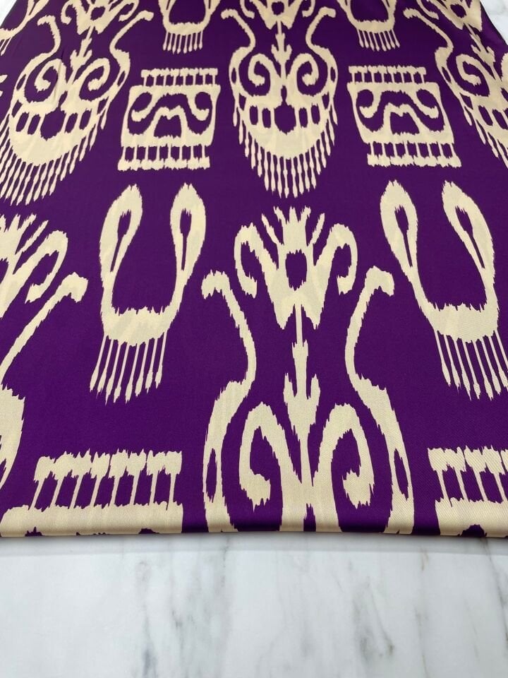 Mor İkat Desen Elbiselik Gömleklik Tivil Saten Kumaş
