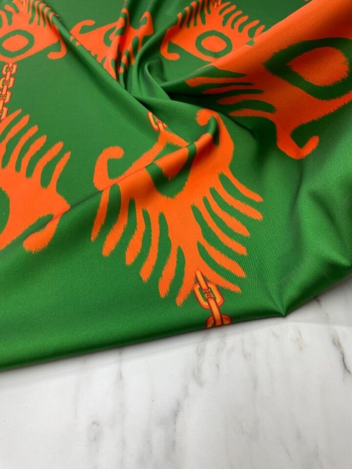 Yeşil İkat Desen Elbiselik Gömleklik Tivil Saten Kumaş