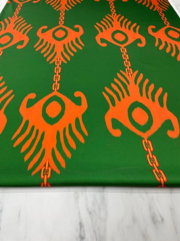 Yeşil İkat Desen Elbiselik Gömleklik Tivil Saten Kumaş