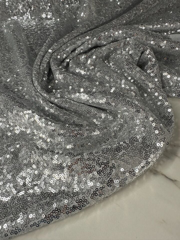 Gri 3 milim Elbiselik Abiyelik Payet Kumaş