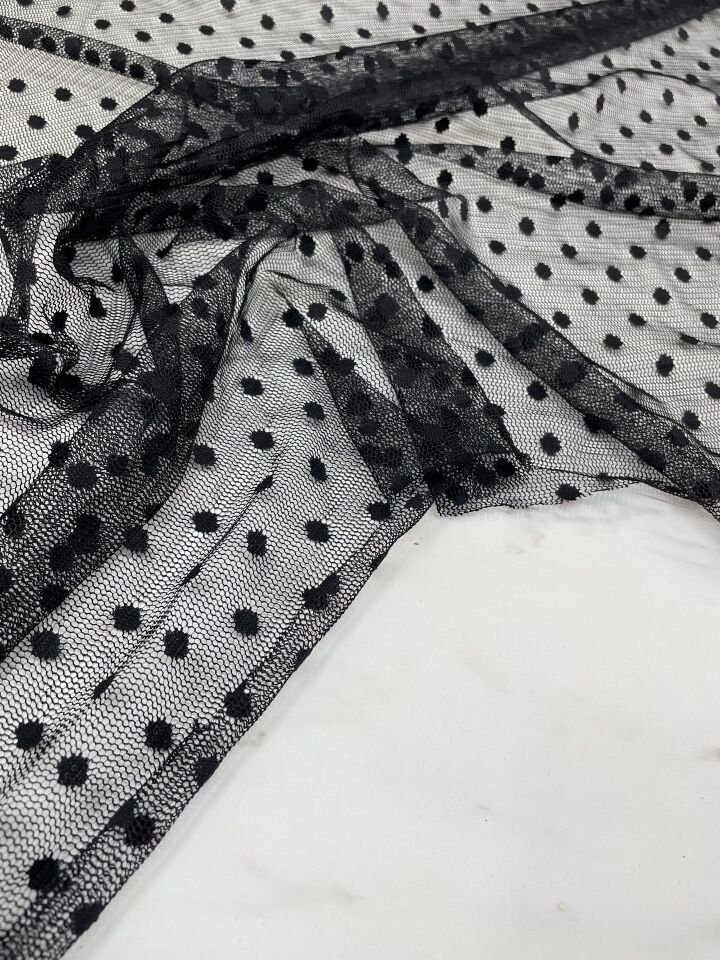 Siyah Puantiye Desen Elbiselik Abiyelik Tül Kumaş